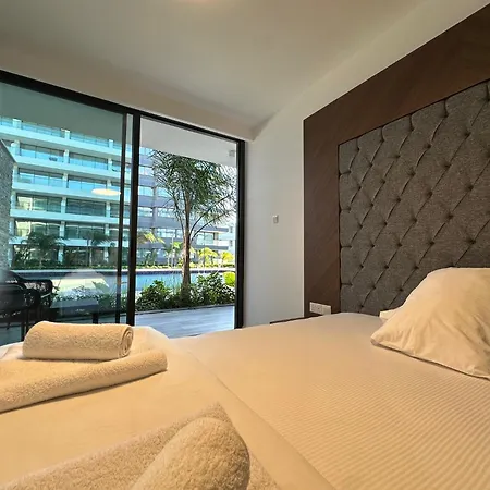 Lägenhet Grand Sapphire Luxury Residences 5 By Myguest Cyprus *